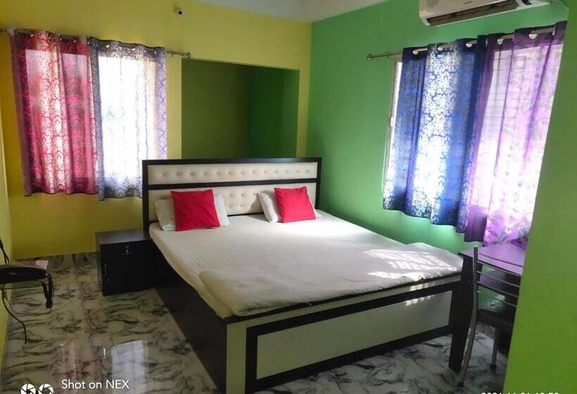 اتاق استاندارد, Radha Rani Lodge