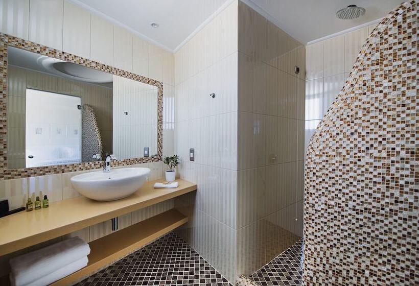 Полулюкс, Acroterra Rosa Luxury Suites & Spa