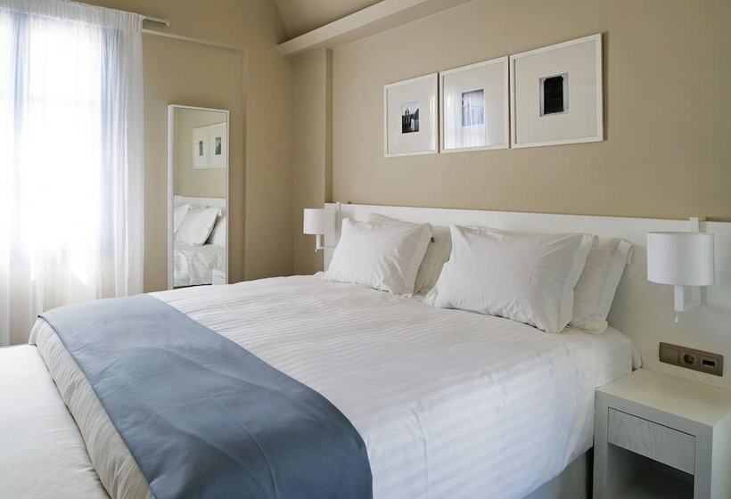 Полулюкс, Acroterra Rosa Luxury Suites & Spa