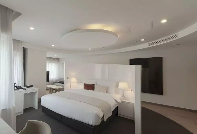 سوییت اجرایی, Amid Hotel Seoul