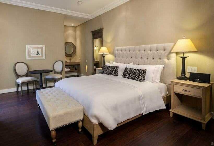 غرفة بريميوم, Bastion Luxury