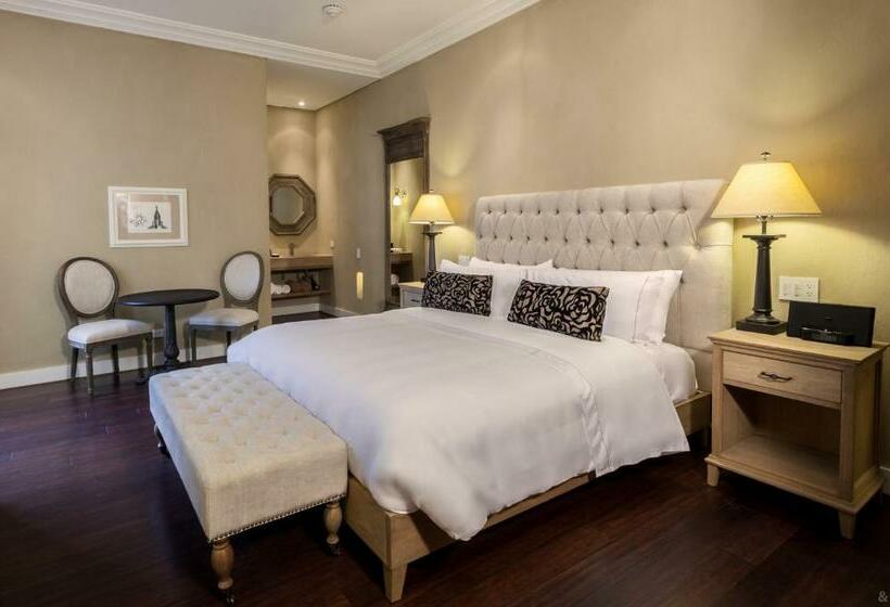 Номер Deluxe, Bastion Luxury