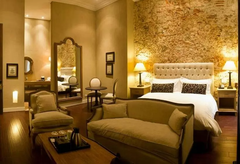 デラックスルーム, Bastion Luxury