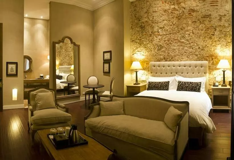 デラックスルーム, Bastion Luxury