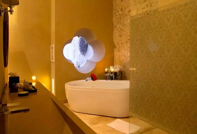 バルコニー付スイート, Bastion Luxury