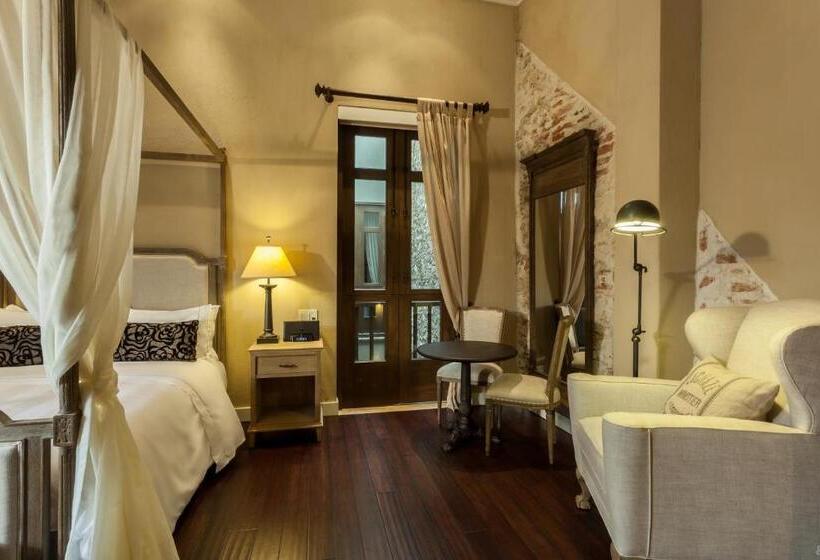 غرفة قياسية, Bastion Luxury