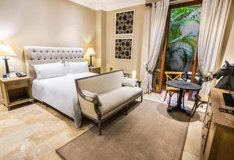 Номер Deluxe, Bastion Luxury