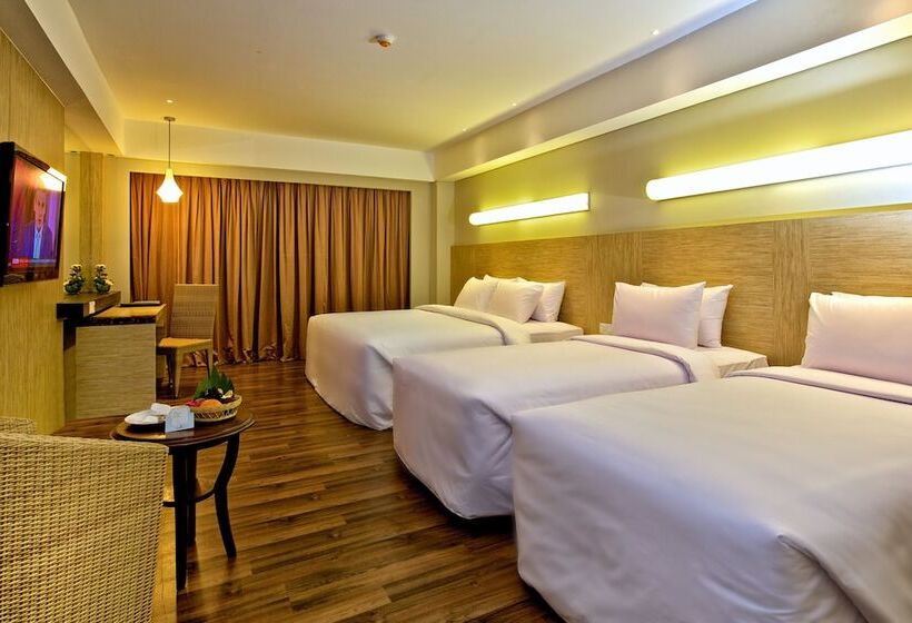 Quarto Familiar, Bintang Kuta