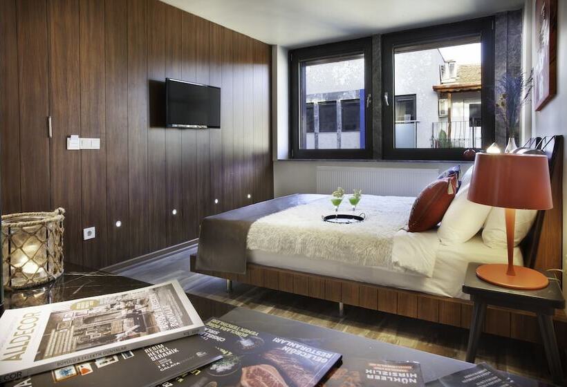 Superior-huone, Duo Galata