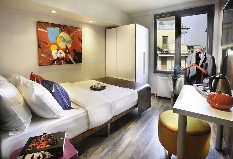 Economy-huone, Duo Galata