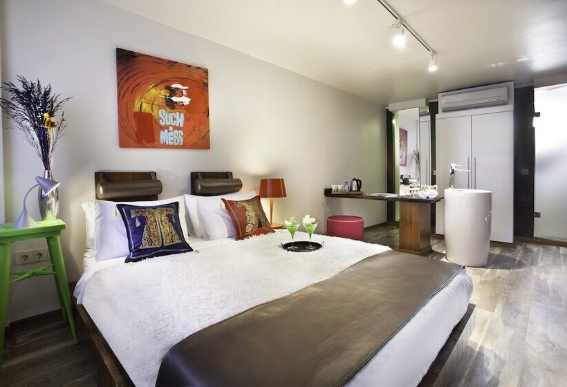 Superior Kolmen Hengen Huone, Duo Galata