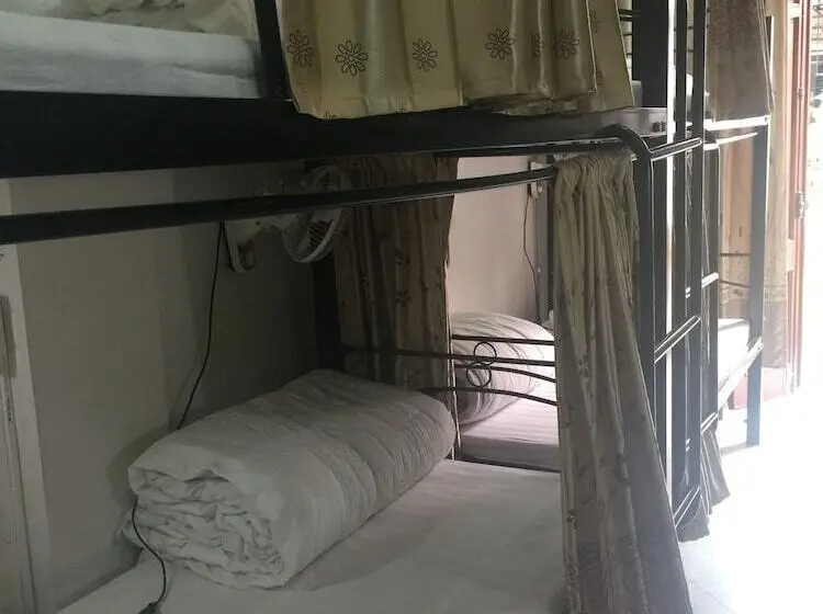 تختخواب در اتاق مشترک, Hanoi Ecogreen Hostel