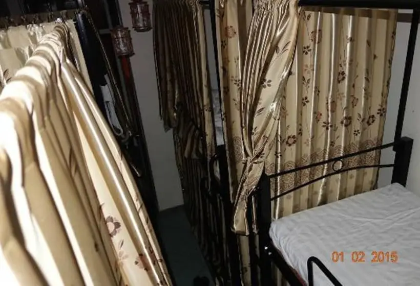 تختخواب در اتاق مشترک, Hanoi Ecogreen Hostel