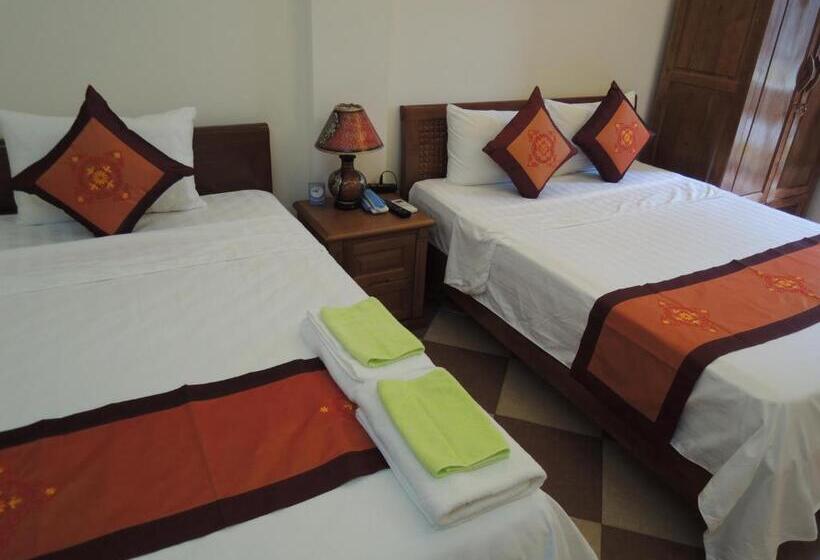 اتاق استاندارد چهارنفره با بالکن, Hanoi Ecogreen Hostel