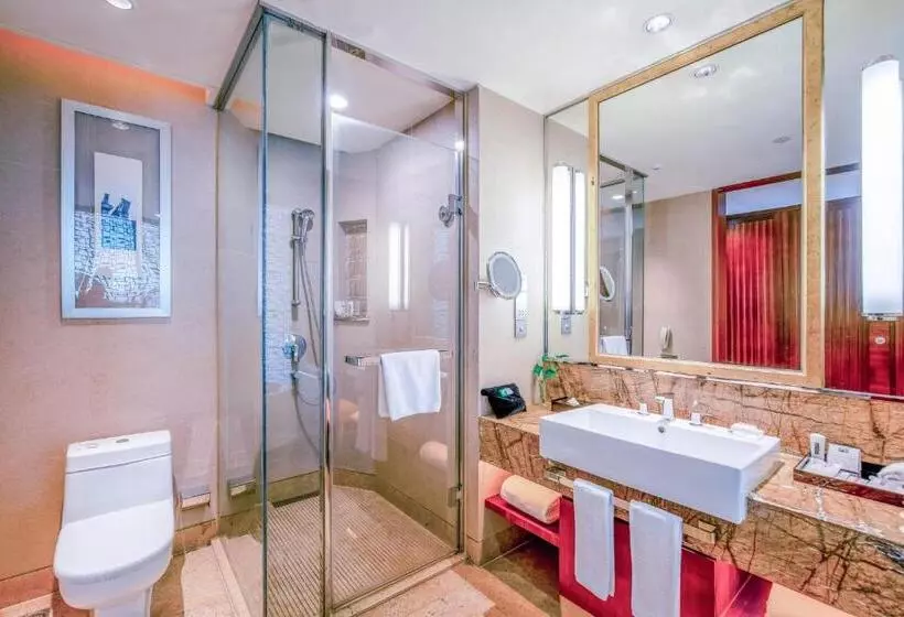 Premium room w/ mountain view, Holiday Inn Resort Chaohu Hot Spring, An Ihg
