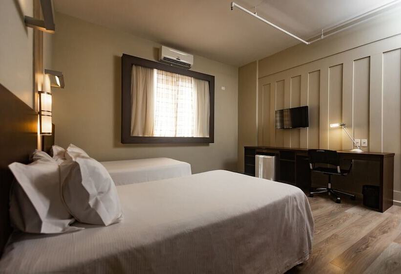 クラシックルーム, Master Cosmopolitan Moinhos De Vento