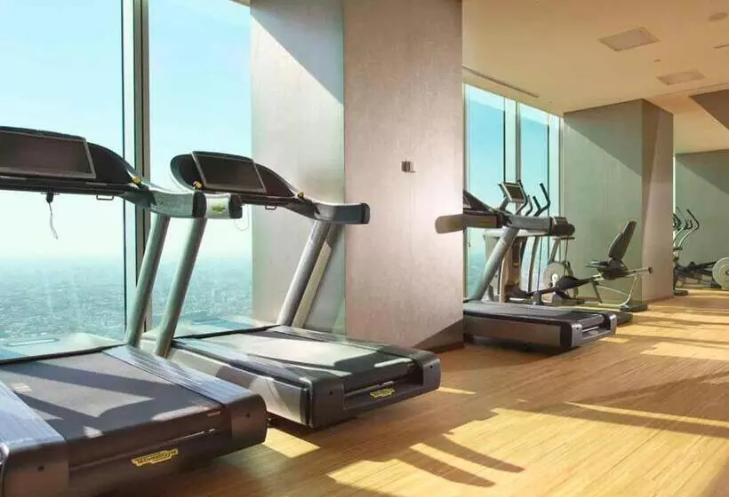 اتاق لوکس با تخت بزرگ, Osaka Marriott Miyako