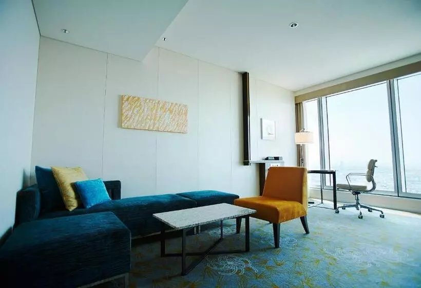 سوییت جونیور, Osaka Marriott Miyako
