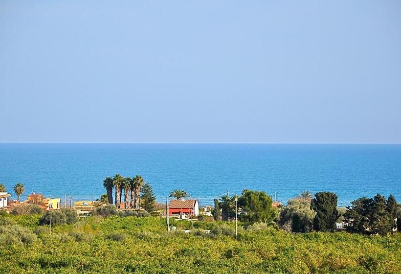 オーシャンビュージュニアスイート, Paclà