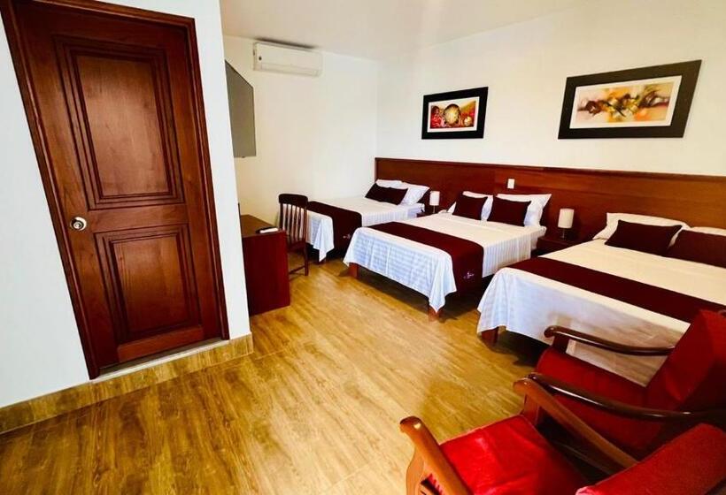 اتاق استاندارد سه نفره, Rio Cumbaza