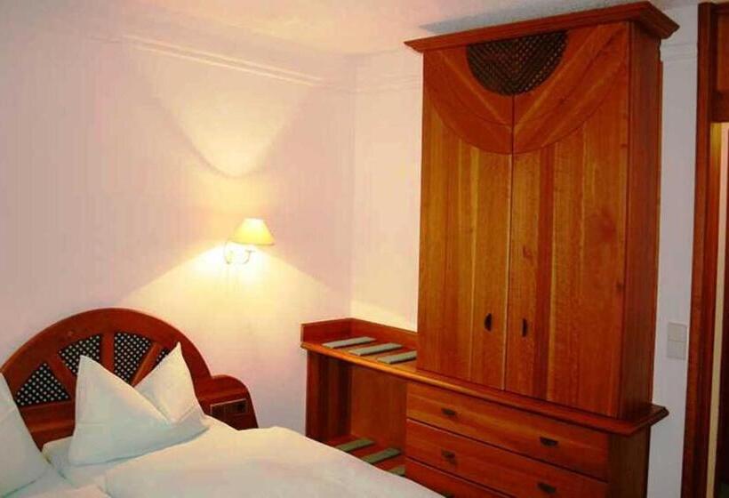 Номер Стандарт, Rodewisch