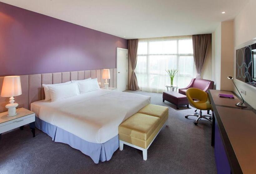 اتاق لوکس, Silka Cheras