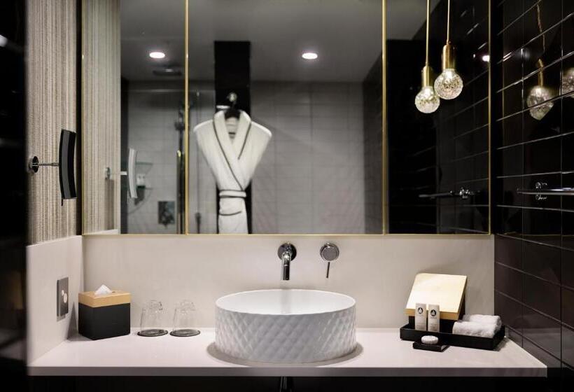 Номер Superior Кровать Кинг, Sofitel Wellington