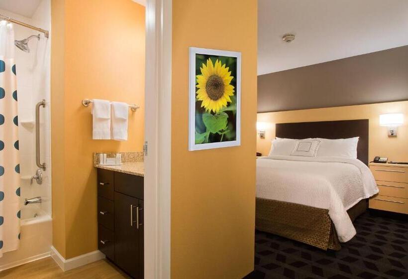 Люкс 2 Спальни, Towneplace Suites By Marriott Dodge City