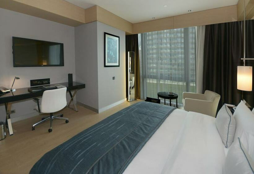 اتاق لوکس با چشمانداز شهر, Wyndham Grand Istanbul Levent Hotel & Conference Center