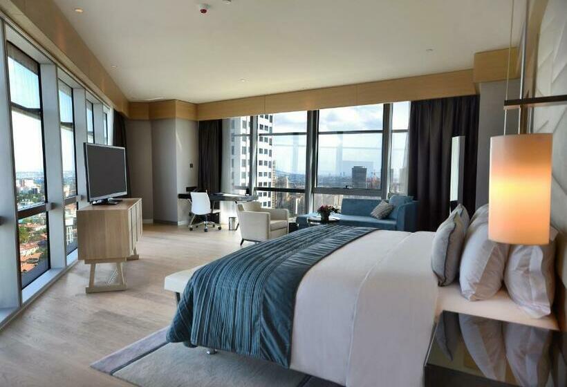 سوئیت با تخت بزرگ, Wyndham Grand Istanbul Levent Hotel & Conference Center