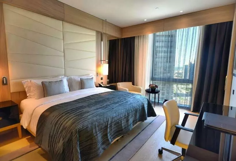 キングサイズベッドのエクゼクティブルーム, Wyndham Grand Istanbul Levent Hotel & Conference Center