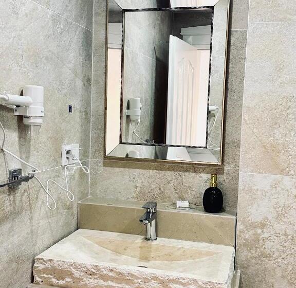 سوئیت رویال, Lemon Villa Hotel Adult Only