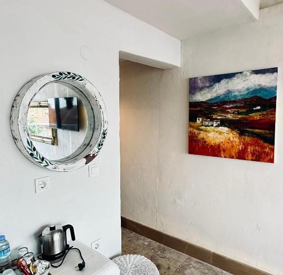 سوئیت رویال, Lemon Villa Hotel Adult Only