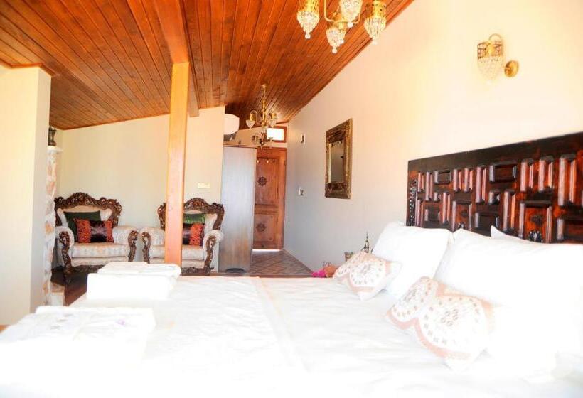 سوئیت رویال, Lemon Villa Hotel Adult Only