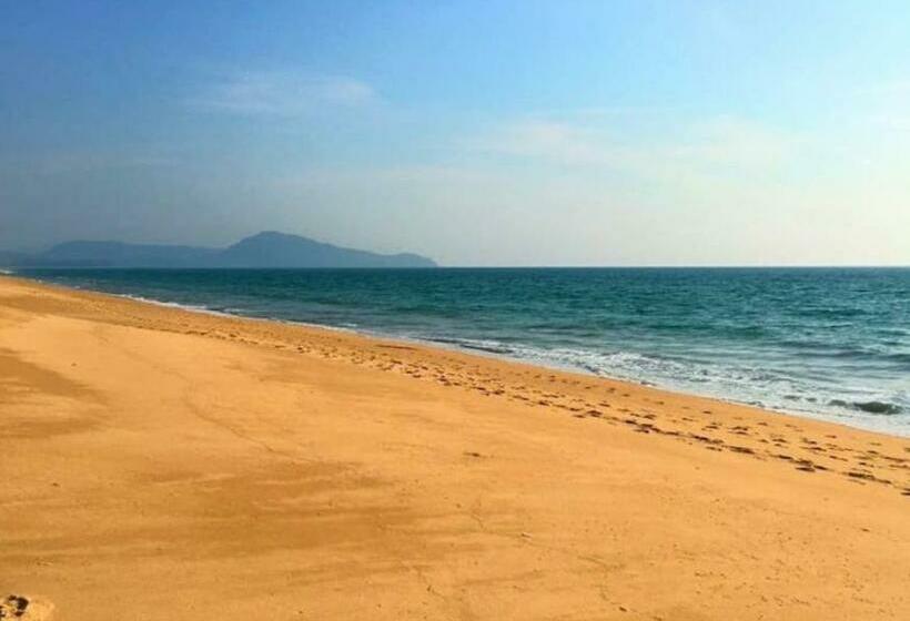 Апартаменты 2 Спальни, Baan Mai Khao Apartment