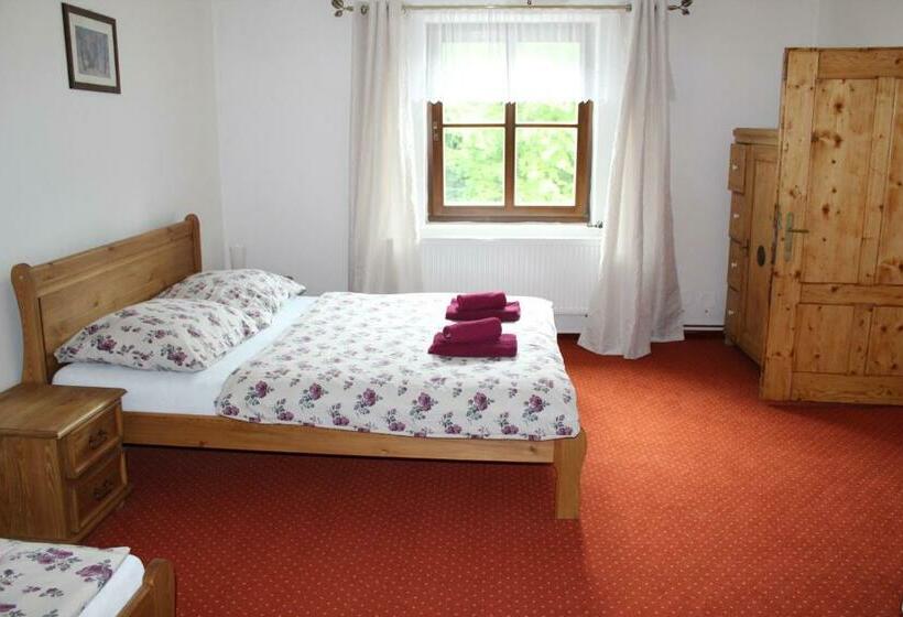 스위트, Penzion Krcma