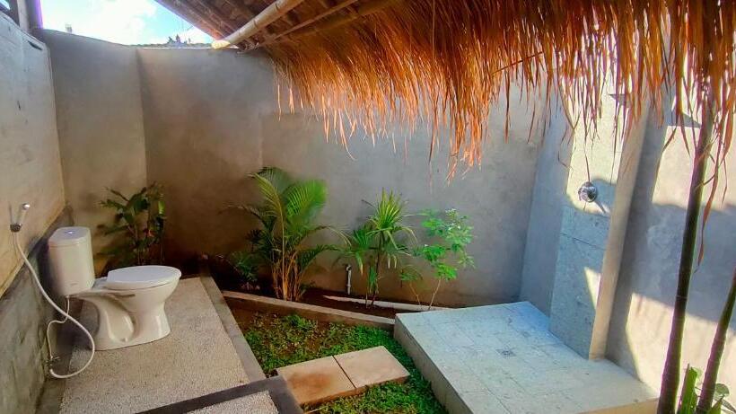 디럭스 방갈로, Yogi Beach Cabin