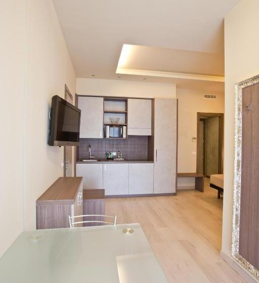 استودیوی استاندارد, Residence Elisabetta