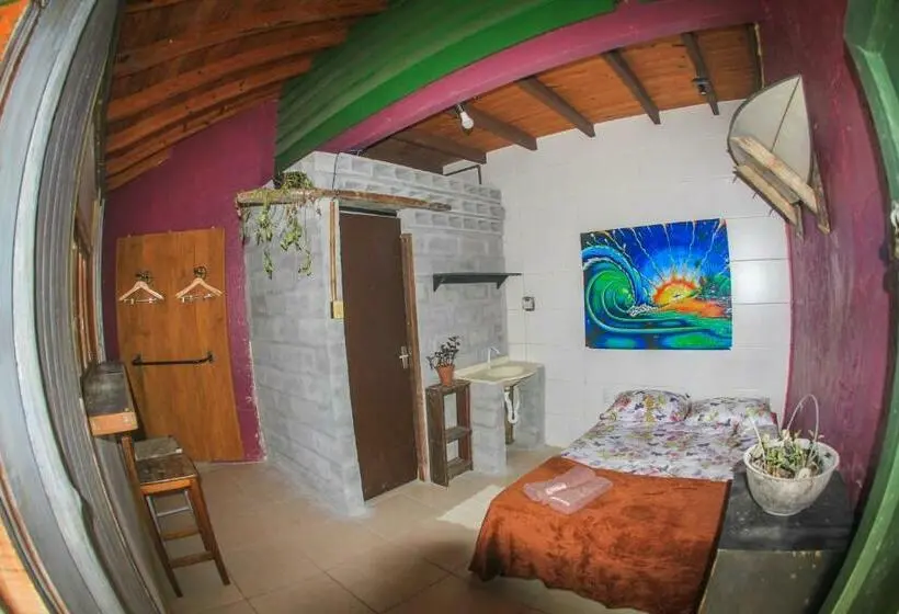 سوییت, Pedramarca  Praia Da Ferrugem