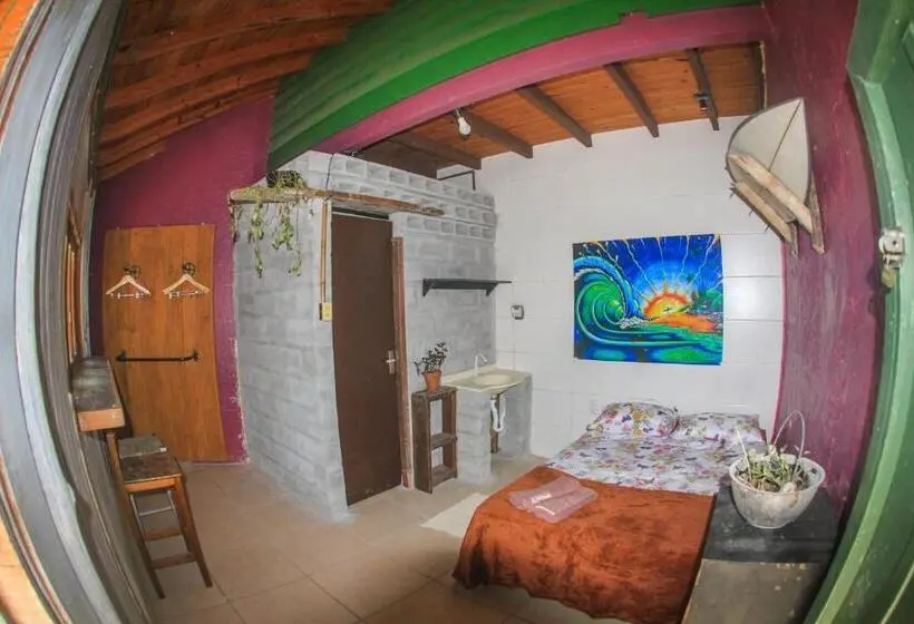 سوییت, Pedramarca  Praia Da Ferrugem