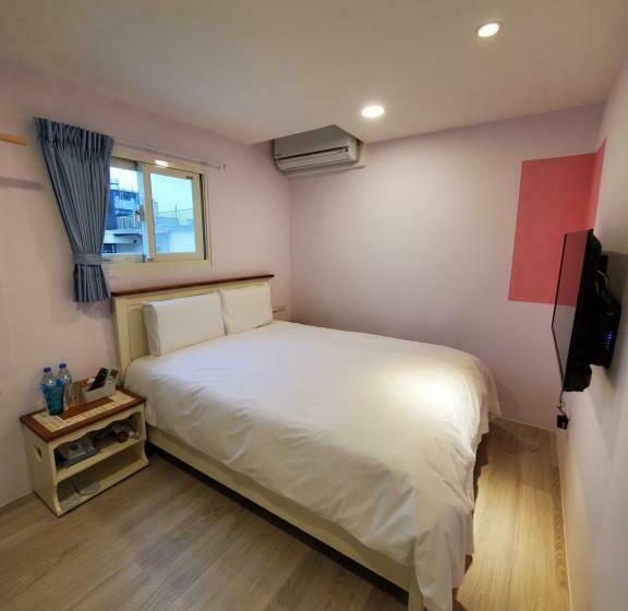 اتاق اکونومی, 小窩旅店 羅東夜巿店