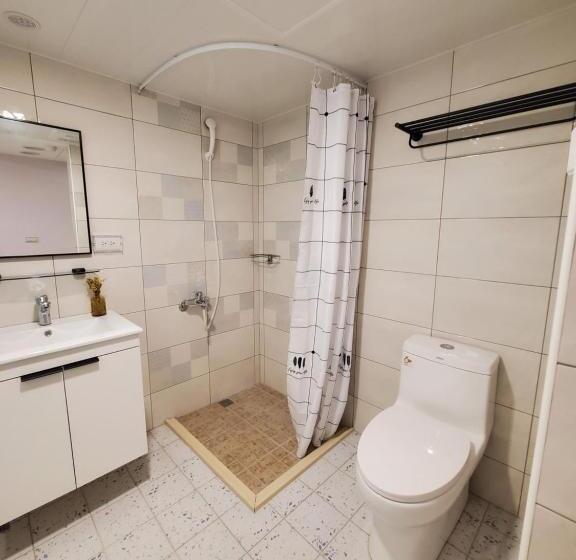 اتاق استاندارد, 小窩旅店 羅東夜巿店