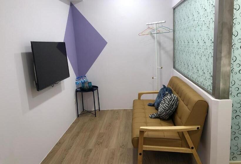 Economy Quadruple Room, 小窩旅店 羅東夜巿店