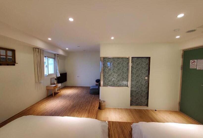 اتاق استاندارد چهار تخته, 小窩旅店 羅東夜巿店