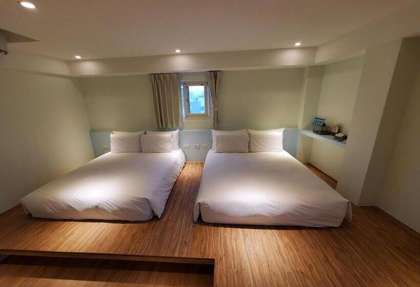 اتاق استاندارد چهار تخته, 小窩旅店 羅東夜巿店