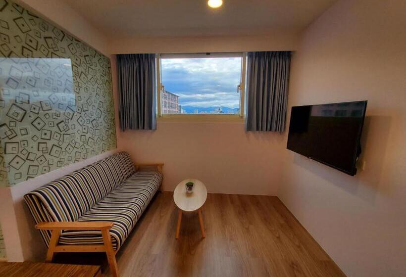 اتاق استاندارد چهار تخته, 小窩旅店 羅東夜巿店