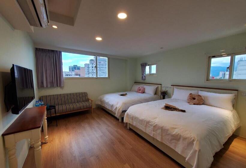 اتاق استاندارد چهار تخته, 小窩旅店 羅東夜巿店