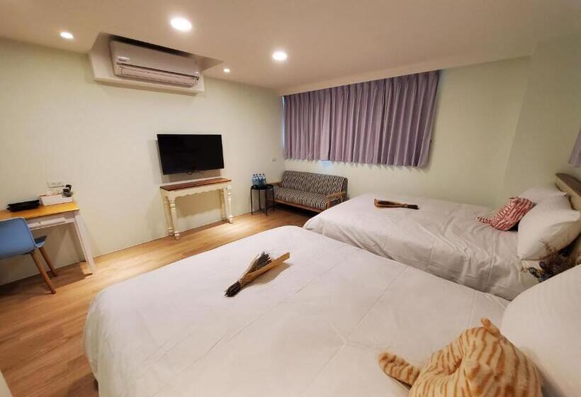 اتاق استاندارد چهار تخته, 小窩旅店 羅東夜巿店