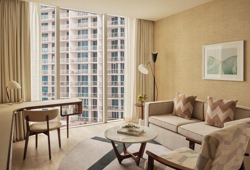 身障者適用スイートルーム, Four Seasons Hotel And Residences Fort Lauderdale