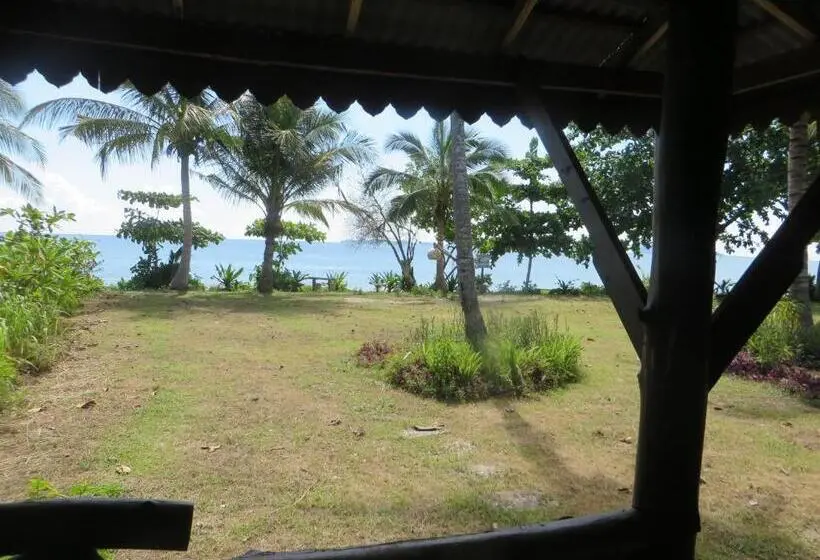 Perhehuone Merinäkymä, Le Dugong Libong Resort